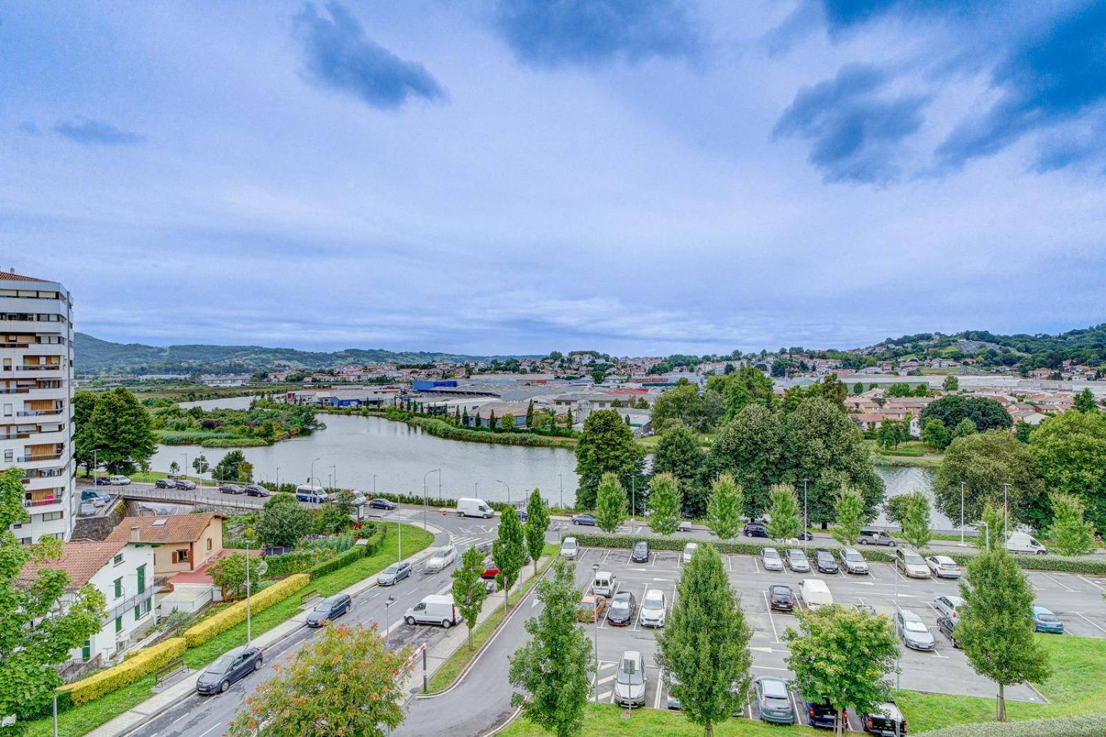 Apartamento Luminoso Atico Con Terraza, Irun, Parking, 4Pax Exterior foto